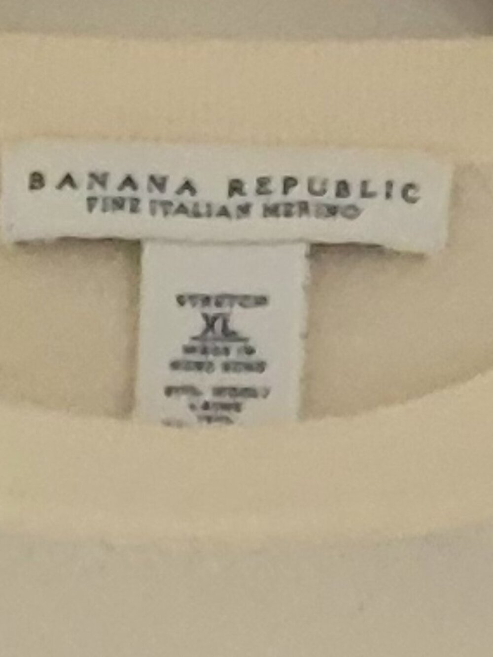 Banana Republic Quiet Luxury Fine Italian Merino Crewneck Sweater Ivory Old Mone - Picture 2 of 8